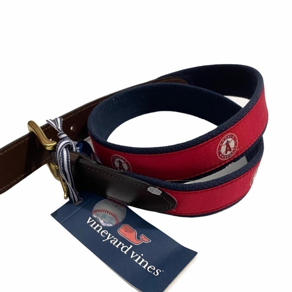 Men’s LA Angels Vineyard Vines Red MLB Canvas Belt - Picture 2 of 14